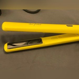 Dry Bar Straightener